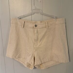 Universal Threads Striped Sailor Shorts- Size 17
